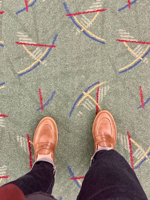 Photo by FirstAscent on March 31, 2025 of the Grant Stone Traveler Penny in Horween Dune Chromexcel.