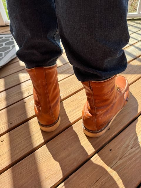 Photo by thwompd on March 26, 2025 of the Thorogood American Heritage 8" Moc Toe in Tobacco Gladiator Oil-Tanned.