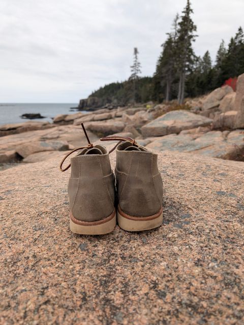 Photo by donkey008 on November 3, 2025 of the Rancourt & Co. Acadia Chukka Redux in C.F. Stead Driftwood Waxy Commander.
