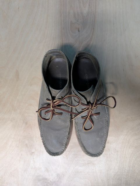 Photo by donkey008 on December 4, 2025 of the Rancourt & Co. Acadia Chukka Redux in C.F. Stead Driftwood Waxy Commander.