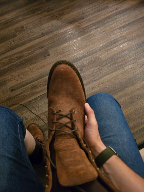 Photo by Bobwoobe on July 5, 2026 of the Frank's Boots Wilshire in Seidel Chocolate Oil Tan Roughout.