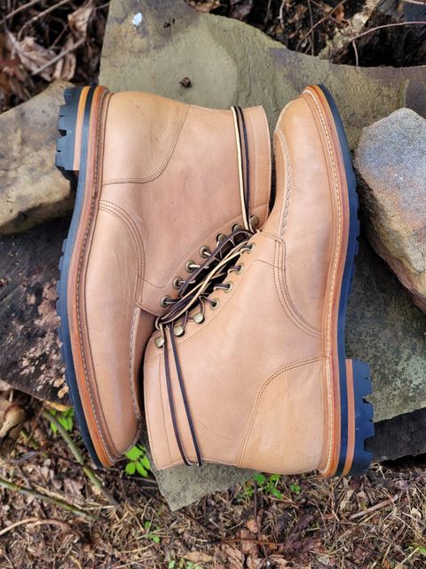 Photo by dizzle_6 on October 1, 2024 of the Grant Stone Ottawa Boot in Incas Natural Kangaroo.