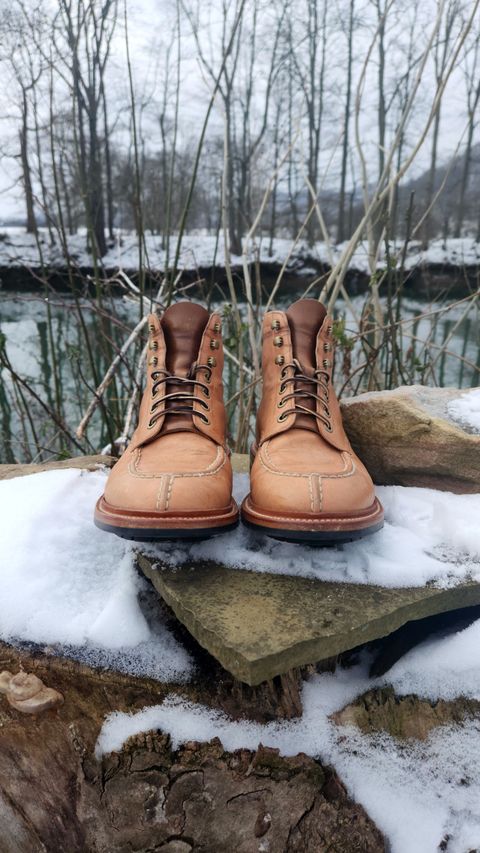 Photo by dizzle_6 on December 2, 2024 of the Grant Stone Ottawa Boot in Incas Natural Kangaroo.