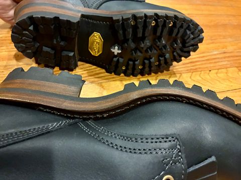 Photo by Vic on July 25, 2026 of the White's Buckin Special Logger in Seidel Black Oil Tan.
