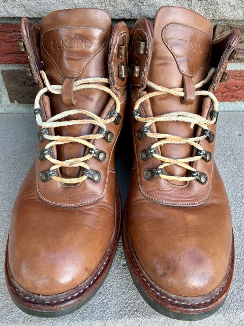 Photo by Vic on July 17, 2026 of the Blkbrd Shoemaker Bulwark Trek Boot in Horween Natural Chromepak.