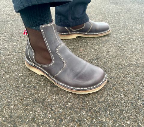 Photo by Vic on February 17, 2026 of the Duckfeet Roskilde in Terracare Slate.