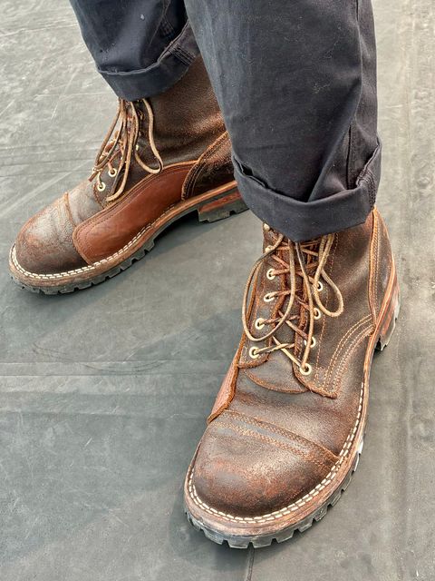 Photo by Vic on July 16, 2026 of the Nicks X Rose Anvil ND1 in Horween Black Waxed Flesh.