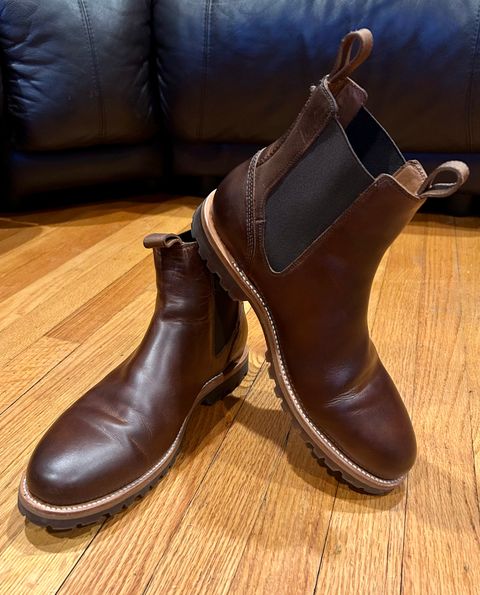 Photo by Vic on March 2, 2026 of the Carolina Gold Chelsea in Unknown Natural Veg Tan.