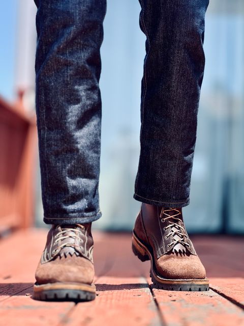 Photo by patinatimes on May 7, 2025 of the Drew's Boots 8-Inch Logger in Brown Roughout & Brown Smooth.
