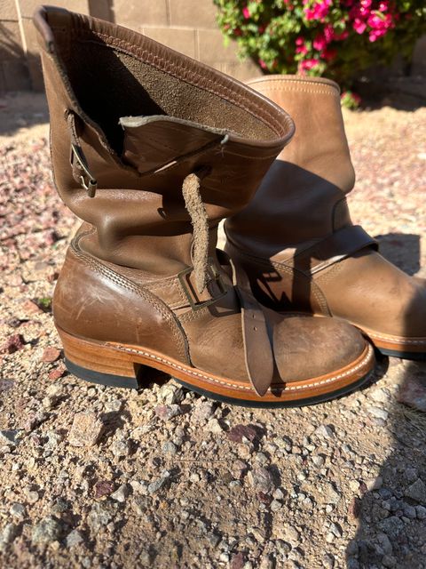 Photo by groverwear on April 5, 2023 of the John Lofgren Wabash Engineer Boots in Horween Natural Chromexcel.