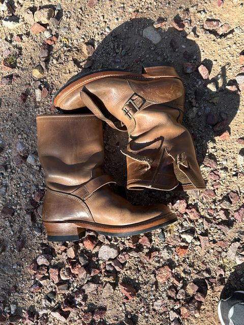 Photo by groverwear on April 5, 2023 of the John Lofgren Wabash Engineer Boots in Horween Natural Chromexcel.