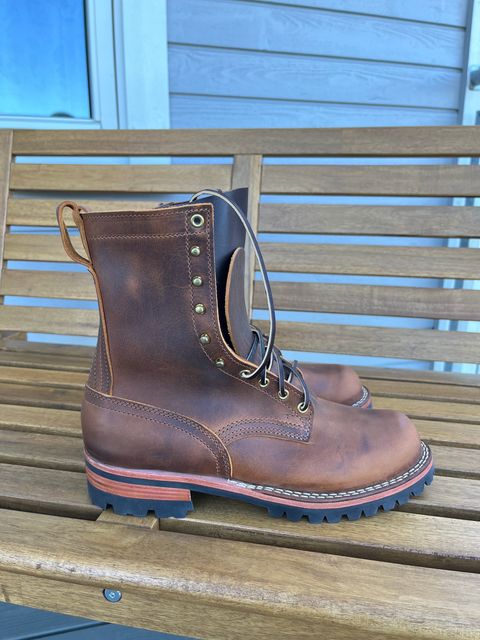 Photo by Qltyboots on October 1, 2024 of the Nicks Overlander in Horween Orange Predator.