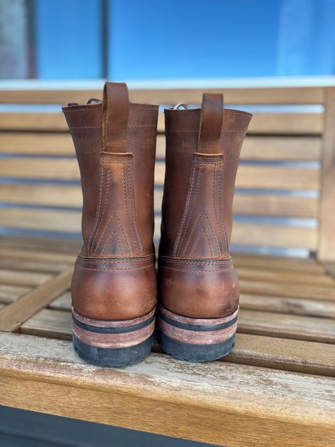Photo by Qltyboots on April 1, 2025 of the Nicks Overlander in Horween Orange Predator.
