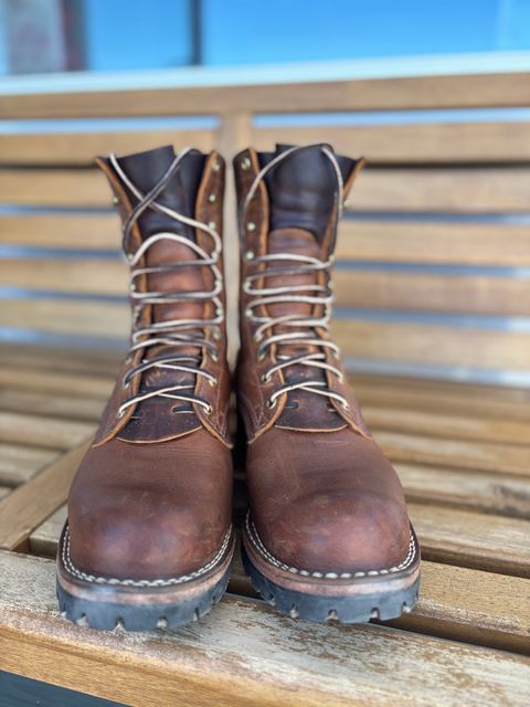 Photo by Qltyboots on April 1, 2025 of the Nicks Overlander in Horween Orange Predator.