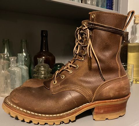 Photo by CJBennett411 on January 3, 2024 of the Nicks Unknown Model in Horween Brown Waxed Flesh.