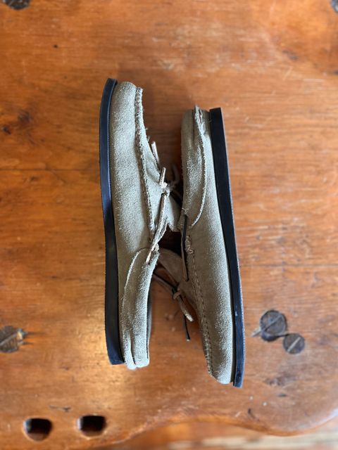 Photo by nfbootmaker on November 1, 2022 of the Easymoc Easymoc in Stone Suede.