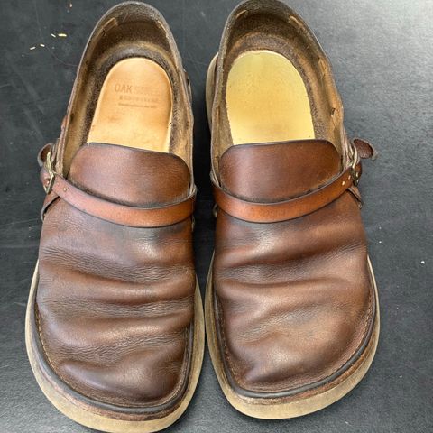 Photo by missouridenimdad on November 18, 2024 of the Oak Street Bootmakers Country Loafer in Horween Natural Chromexcel.