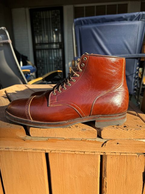 Photo by thatguy92 on November 4, 2023 of the Viberg Service Boot BCT in Shinki Cognac Teacore Horsebutt.