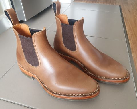Photo by more_boots_please on February 2, 2023 of the Benzein The Seventh Chelsea Boot in Horween Natural Chromexcel.