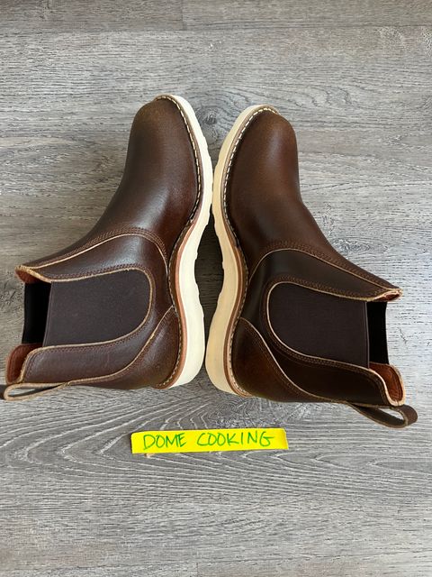 Photo by kenyhaves on November 1, 2025 of the White's Chelsea in Horween Cinnamon Waxed Flesh.