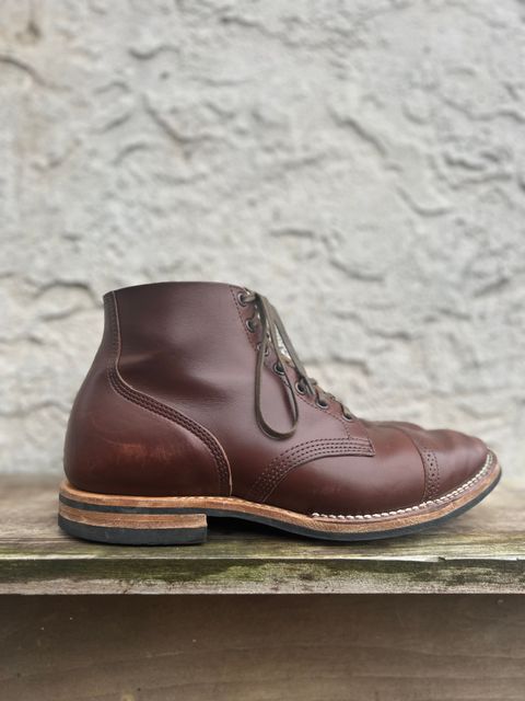 Photo by honestpanda on January 4, 2023 of the Viberg Boondocker BCT in Horween Pigment Brown Workshoe Butt.