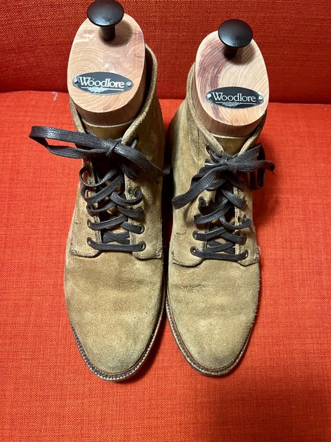 Photo by patinathunderdome on December 6, 2021 of the Parkhurst The Allen in S.B. Foot Dune Roughout Suede.