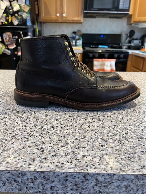Photo by patinathunderdome on January 1, 2022 of the Alden Tanker Boot in Horween Arabica Lux Calfskin.