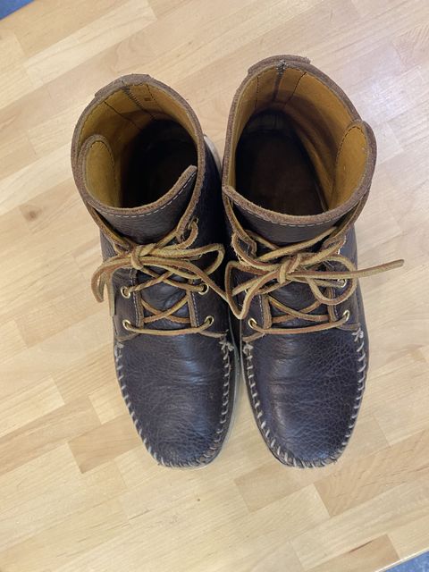 Photo by patinathunderdome on January 3, 2022 of the Fish Creek Moccasin Hardsole Boot in Tandy Mahogany Anilux Cowhide.