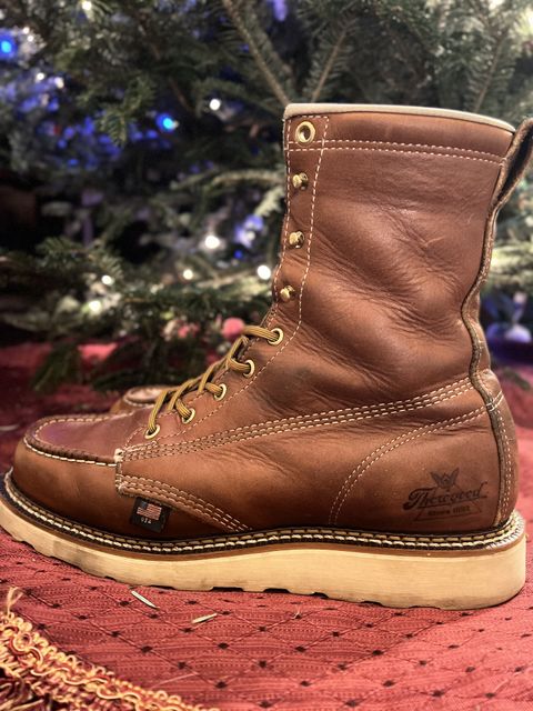 Photo by patinathunderdome on December 2, 2021 of the Thorogood 8" Moc Toe in Tobacco Gladiator Oil-Tanned.