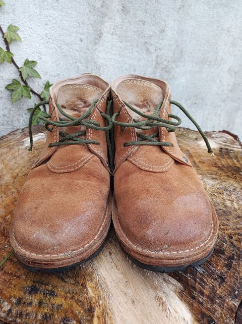 Photo by patinathunderdome on December 5, 2021 of the BERNHARDINER Schuhwerk JFB002 in David Oehler Natural V Suede.