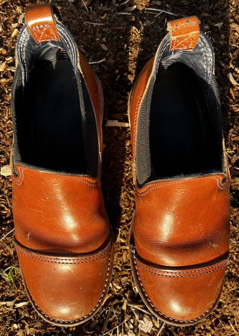 Photo by patinathunderdome on February 4, 2022 of the Wesco Romeo in Wickett & Craig Natural Skirting.