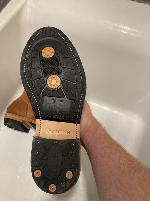 Photo by patinathunderdome on October 1, 2021 of the Imperium Radical in Horween English Tan Dublin.