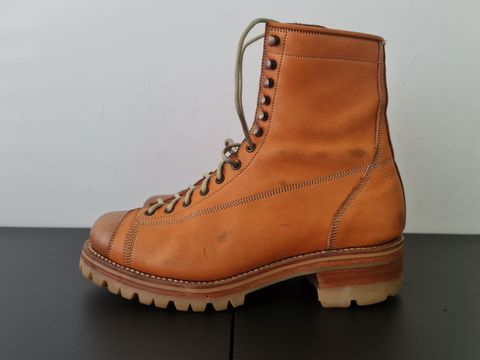 Photo by patinathunderdome on January 4, 2022 of the Bad Hat Brothers Monkey Boots in Horween Natural Essex.