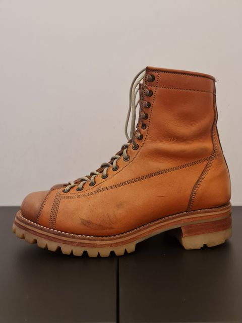 Photo by patinathunderdome on February 3, 2022 of the Bad Hat Brothers Monkey Boots in Horween Natural Essex.