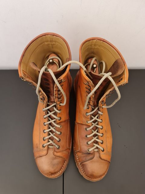 Photo by patinathunderdome on February 3, 2022 of the Bad Hat Brothers Monkey Boots in Horween Natural Essex.