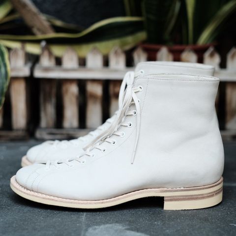 Photo by patinathunderdome on October 1, 2021 of the Dr. Sole Game Changer in Off-White Nubuck.
