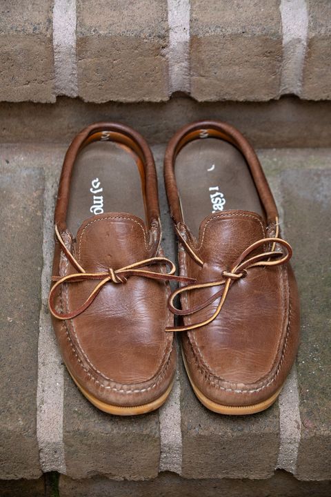 Photo by patinathunderdome on November 1, 2021 of the Easymoc Easymoc in Horween Natural Chromexcel.