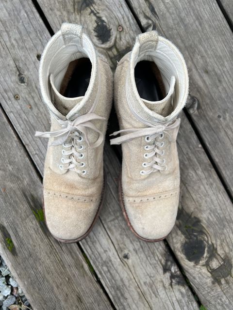 Photo by patinathunderdome on January 6, 2022 of the Clinch Lace Up Boots in Wickett & Craig White Latigo Roughout.