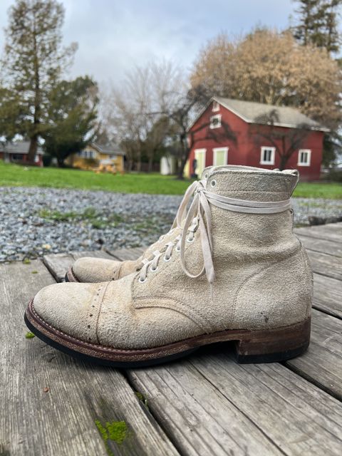 Photo by patinathunderdome on January 6, 2022 of the Clinch Lace Up Boots in Wickett & Craig White Latigo Roughout.