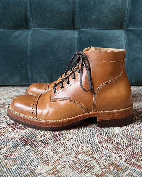 Photo by patinathunderdome on May 5, 2022 of the Onderhoud SVC03 Service Boot in Conceria Cloe Crust Shell Cordovan.