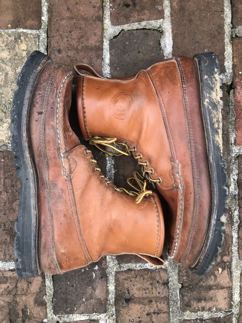 Photo by patinathunderdome on February 1, 2022 of the Russell Moccasin Co. Bird Shooter in Tanneries Haas Tan French Veal.