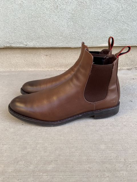 Photo by patinathunderdome on December 5, 2021 of the Allen Edmonds Nomad Chelsea in Coffee Calfskin.
