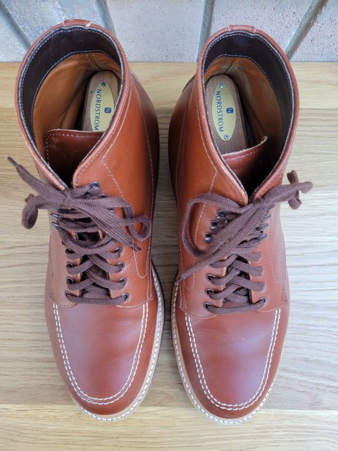 Photo by patinathunderdome on November 5, 2021 of the Alden Indy Boot in Horween Mahogany Legacy.