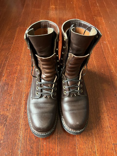 Photo by patinathunderdome on January 5, 2022 of the White's Bounty Hunter in Horween Brown Chromexcel Horsehide.