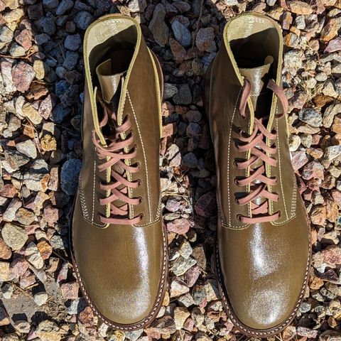 Photo by botasblancas on October 1, 2023 of the John Lofgren M-43 Service Shoes in Shinki Olive Oiled Horsebutt.