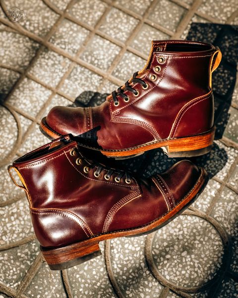 Photo by bootsmaniac on April 11, 2024 of the Julian Boots Bowery in Horween Color 8 Shell Cordovan.