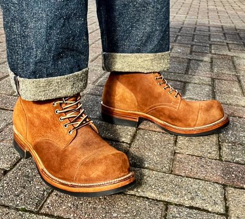 Photo by coolhand0302 on December 21, 2024 of the Viberg Service Boot PCT in Horween Aged Bark Chamois Roughout.