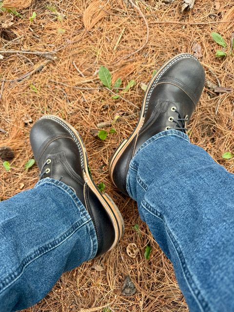 Photo by tlr on June 15, 2025 of the Nicks MTO in Horween Black Waxed Flesh.