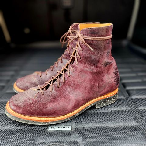 Photo by TrillDan on December 5, 2025 of the Briselblack The Buck Wholecut Lace to Toe in Horween Reversed Wax Burgundy Horsehide.