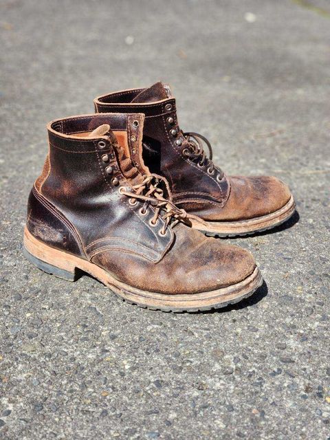 White's MP 55 in Horween Dark Brown Waxed Flesh | Photo by